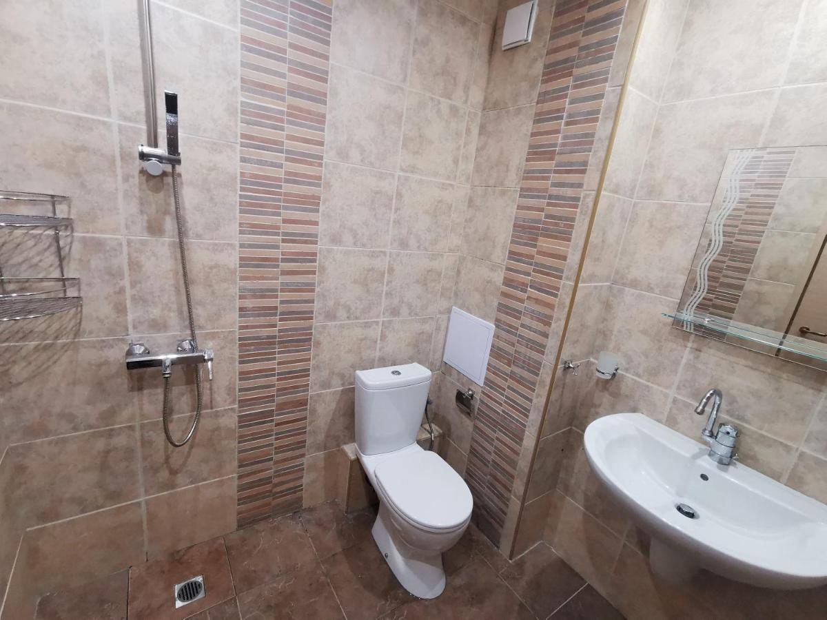 Къмпинг Градина - Апартамент С Две Спални В К-С Черноморска Звезда Apartment Chernomorets Exterior photo